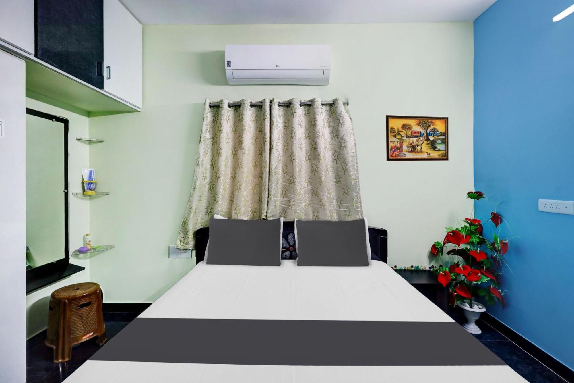 Sri Sakthi Home Stay - Beyond The Expectations- 10 To 15 Minutes Drive From Railway Station And Bus Station تيروباتي المظهر الخارجي الصورة