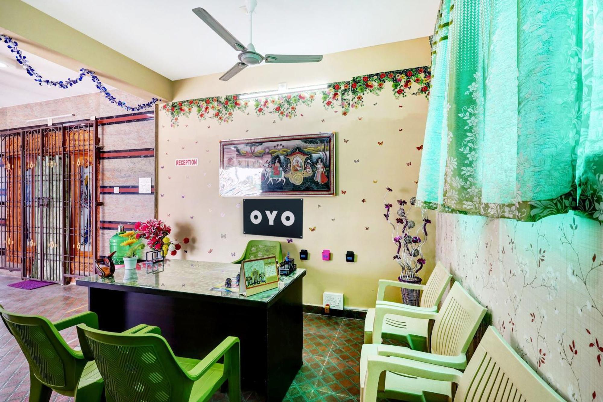 Sri Sakthi Home Stay - Beyond The Expectations- 10 To 15 Minutes Drive From Railway Station And Bus Station تيروباتي المظهر الخارجي الصورة