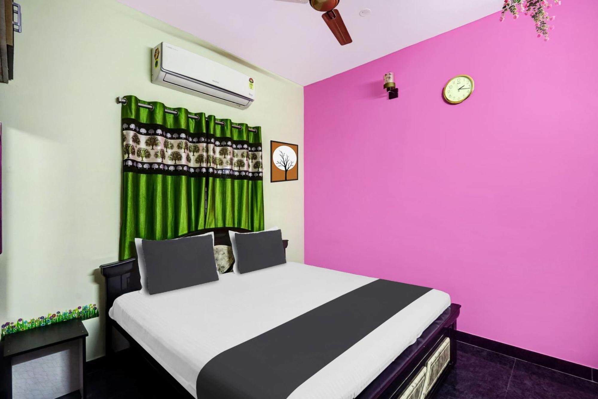 Sri Sakthi Home Stay - Beyond The Expectations- 10 To 15 Minutes Drive From Railway Station And Bus Station تيروباتي المظهر الخارجي الصورة
